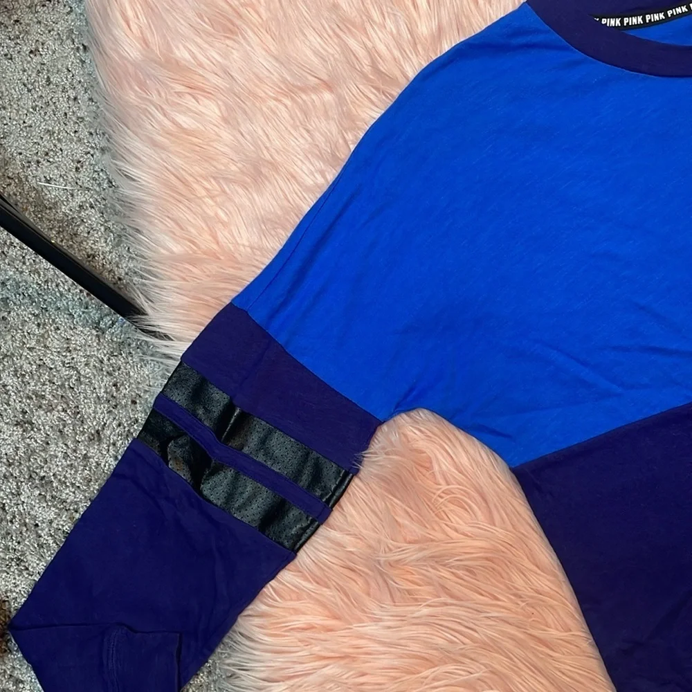 PINK Victoria’s Secret Oversized Blue & Black Long Sleeve‎ Woman’s Shirt size XS